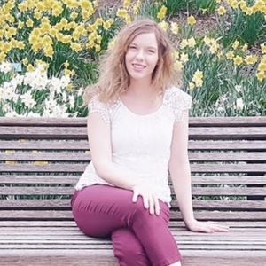 Meet your Posher, Kira